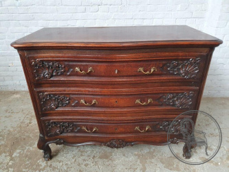 антикварный дубовый комод с тремя выдвижными ящиками код. BE3259414