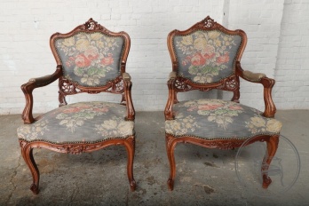 Антикварные кресла (пара) код. BE4097350