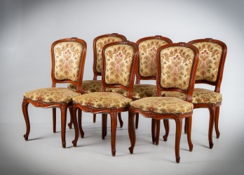 Старинные стулья (6 шт.) со спинками-кабриоль и округлыми сводами, декорированными резьбой код. RM4160890