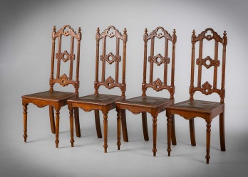 Антикварный комплект стульев (4 шт.) с резной спинкой и сиденьем из кожи код. RM4165475