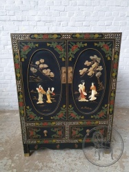 Старинный комод с инкрустацией и росписью код. BE4135636