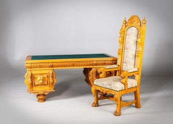 Старинный письменный стол и кресло из дуба с объемной резьбой код. RM4165900