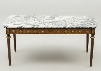 Старинный столик код. RM34174