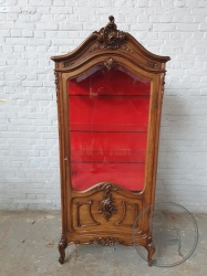 Антикварная витрина с резной короной код. BE4147890