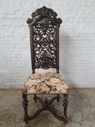 Антикварный резной стул код. BE4097095