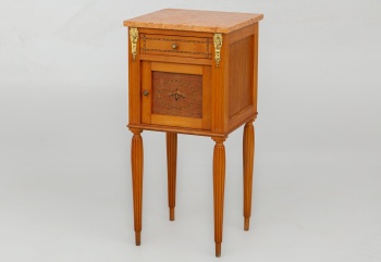 Антикварный комод из красного дерева с мрамором код. RM4101466