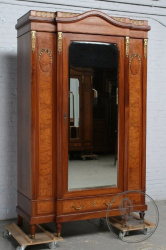 Антикварный шкаф код. BE6587