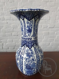 Старинная ваза Delft с росписью в ботаническом стиле код. BE4097378