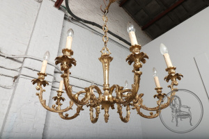 картинка Антикварная люстра в рокайльном стиле на 8 рожков салоне старинных вещей "Шебби" являющийся официальным дистрибьютором в России и Беларуси