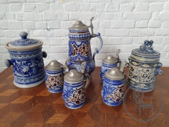 Набор старинных пивных кружек и ёмкостей из керамики с оловянными крышками код. BE4097650