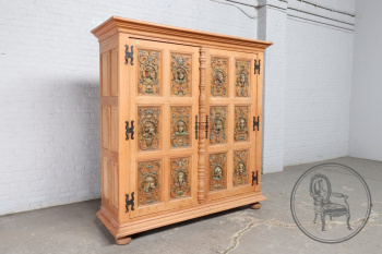 Антикварный шкаф код. BE35684