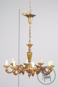 картинка Старинная люстра салоне старинных вещей "Шебби" являющийся официальным дистрибьютором в России и Беларуси