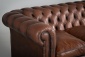 Старинный кожаный мебельный гарнитур: диван и два кресла "Честерфилд" в обивке из натуральной кожи код. RM4165159 фото 3