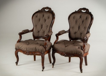 Антикварный комплект кресел (2 шт.) с каретной стяжкой код. RM4158796