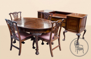 картинка Антикварный комплект столовой мебели салоне старинных вещей "Шебби" являющийся официальным дистрибьютором в России и Беларуси