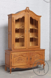 Старинная витрина код. BE6461