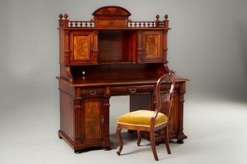 Антикварное ореховое бюро со стулом код. RM4101539