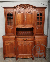Антикварный дубовый буфет в рокайльном стиле код. BE107078