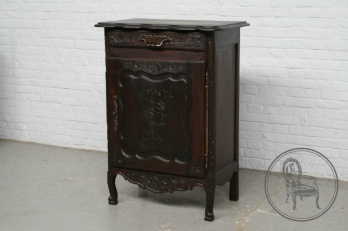 Антикварный французский комод из дуба в стиле кантри код. BE107383