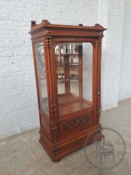 Антикварная французская ореховая витрина код. BE4161608