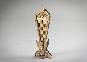 картинка Старинная решетка для камина в виде павлина салоне старинных вещей "Шебби" являющийся официальным дистрибьютором в России и Беларуси