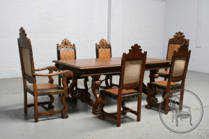 картинка Антикварный набор мебели салоне старинных вещей "Шебби" являющийся официальным дистрибьютором в России и Беларуси