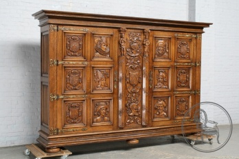 Антикварный резной комод код. BE4096931