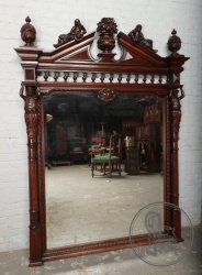 Антикварное зеркало в ореховой раме код. BE3259543