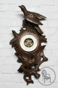 картинка Антикварный барометр салоне старинных вещей "Шебби" являющийся официальным дистрибьютором в России и Беларуси