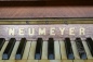 Антикварное немецкое пианино из ореха компании Neumeyer код. BE3259364 фото 12