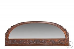 картинка Антикварное полукруглое зеркало в раме, декорированной резьбой с растительным орнаментом салоне старинных вещей "Шебби" являющийся официальным дистрибьютором в России и Беларуси