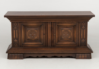 Старинный комод код. RM68741