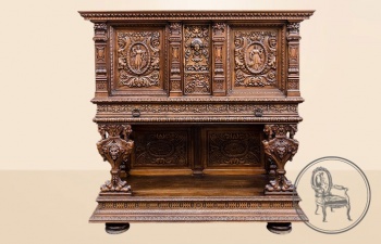 Антикварный поставец с выразительной объемной резьбой код. VS0869